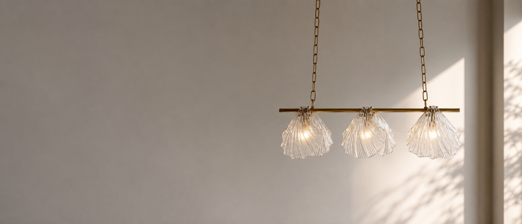slider image slider_item_alrCxE