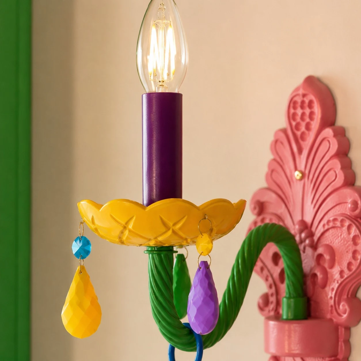 close view of candle sleeve and flower cup detail