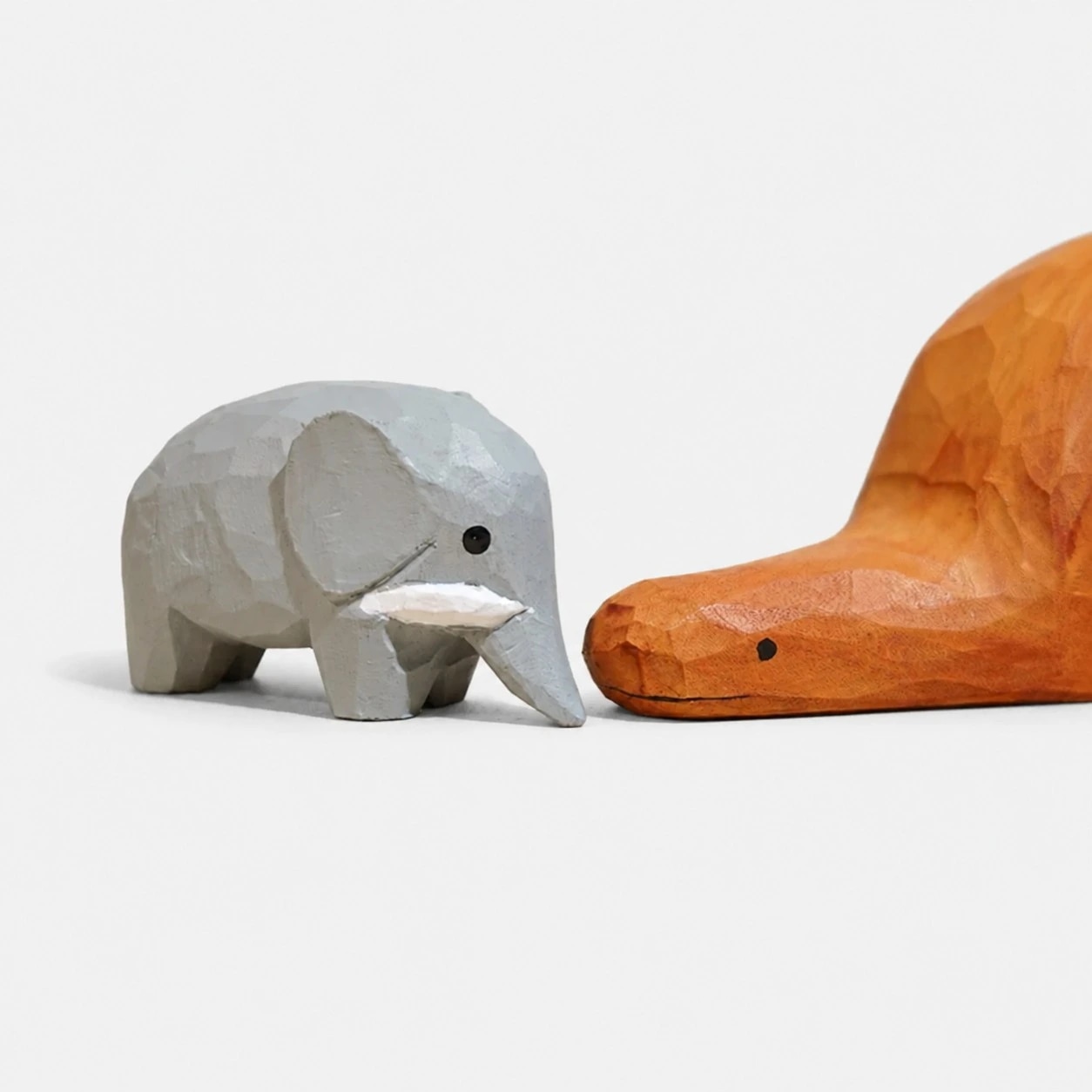 elephant-with-boa-detail