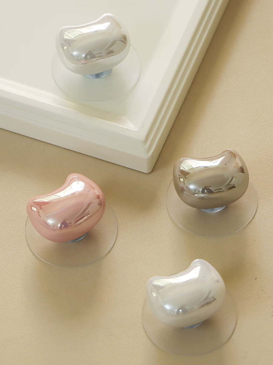 Lucky Cat No-Drill Cabinet Knob - image 12