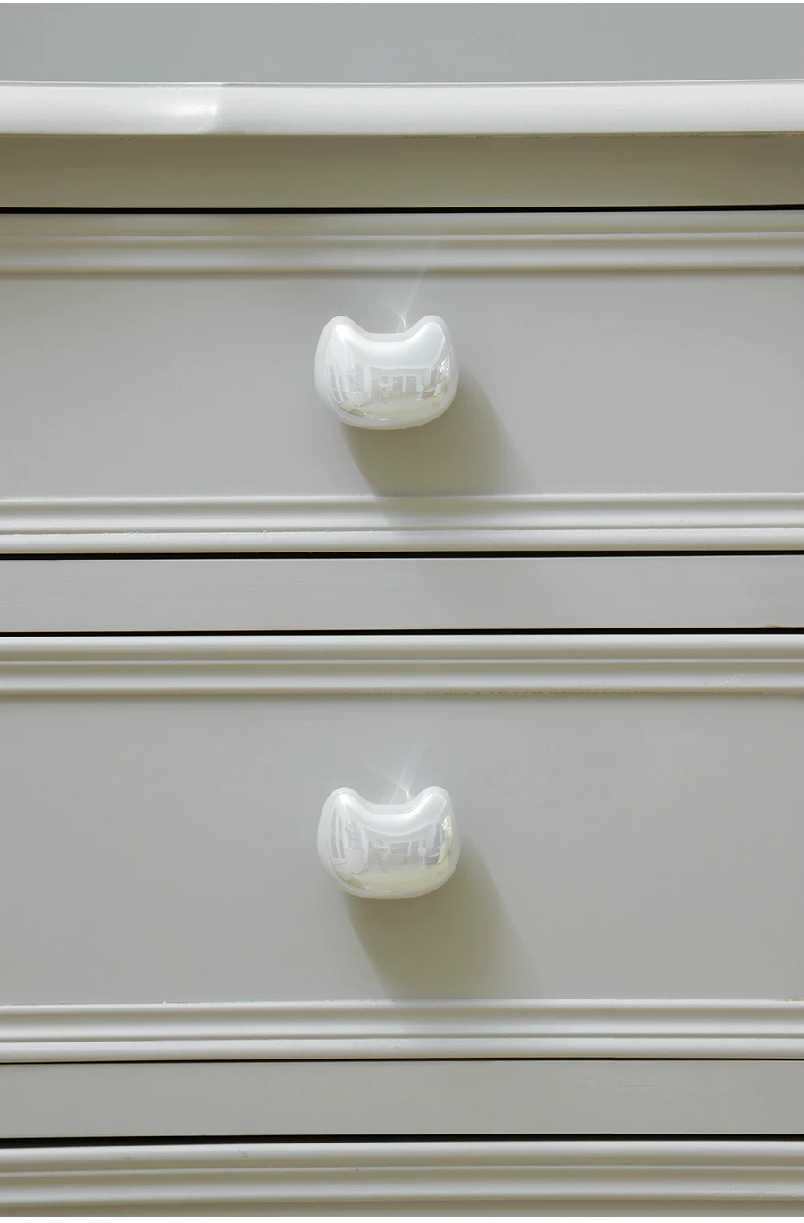 Lucky Cat Pearl Cabinet Knob - image 15
