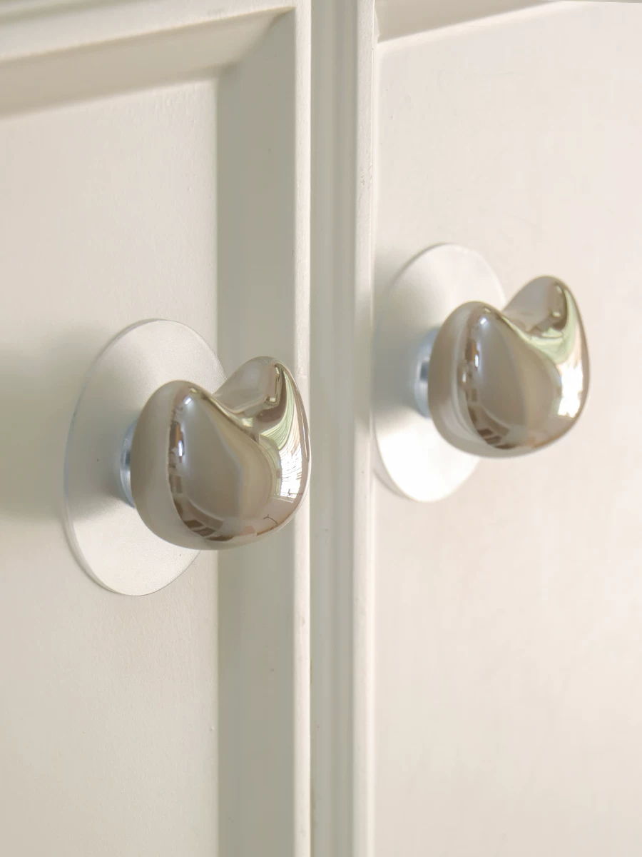Lucky Cat No-Drill Cabinet Knob - image 10