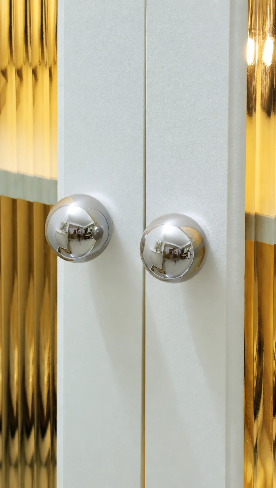 Pearl-Glaze Round Cabinet Knob - image 15