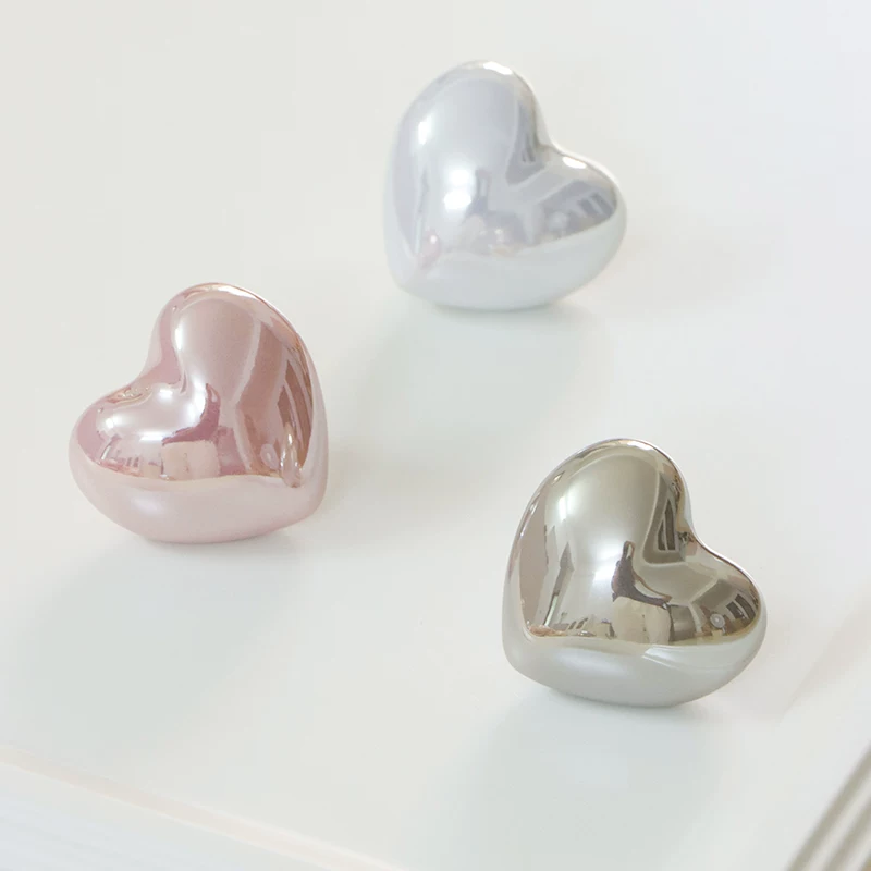 Heart No-Drill Decorative Wall Hook - image 9