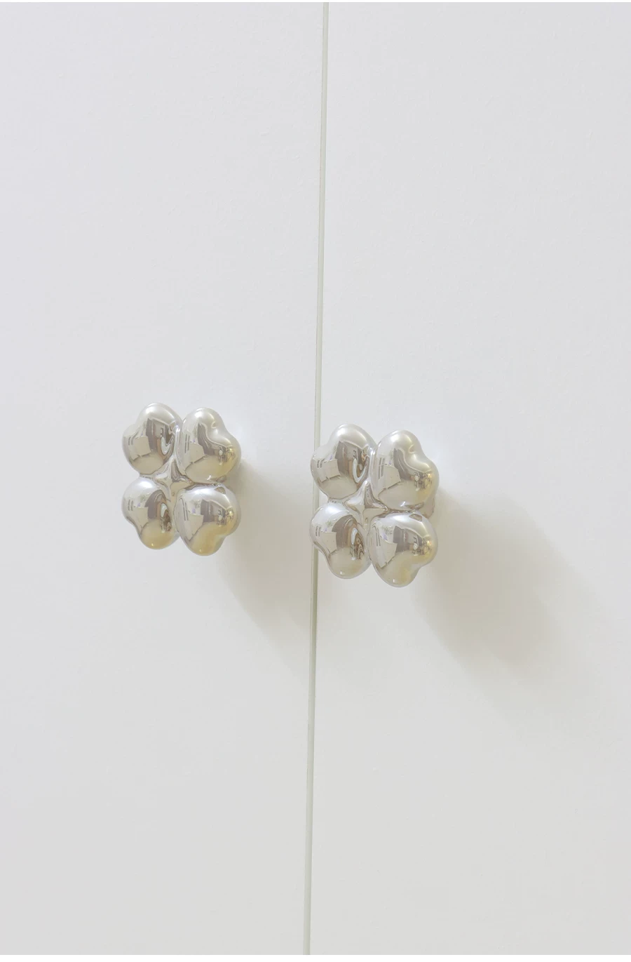 Four-Leaf Clover Pearl Cabinet Knob - image 13