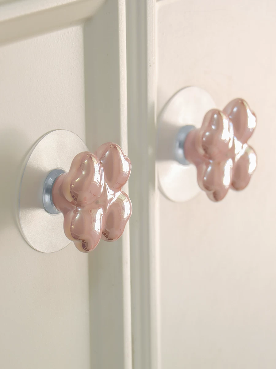 Four-Leaf Clover No-Drill Cabinet Knob - image 9