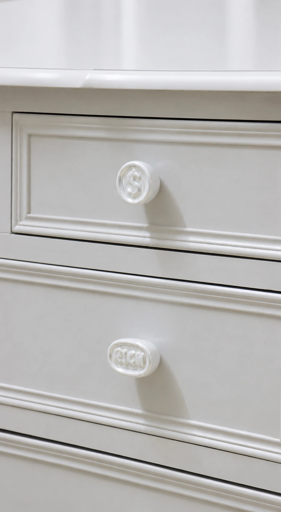Coin-Style Pearl Cabinet Knob - image 16