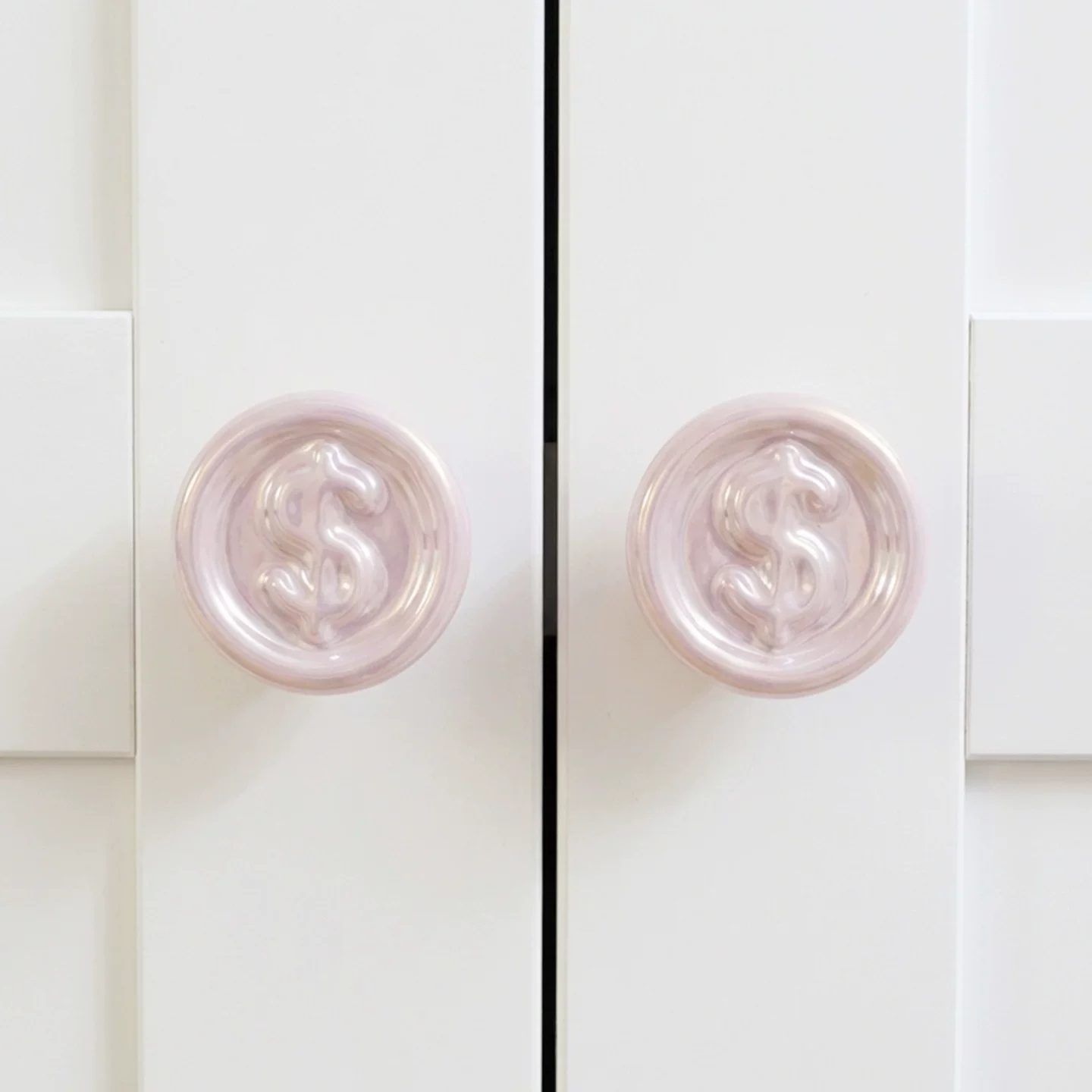 Coin-Style Pearl Cabinet Knob - image 7