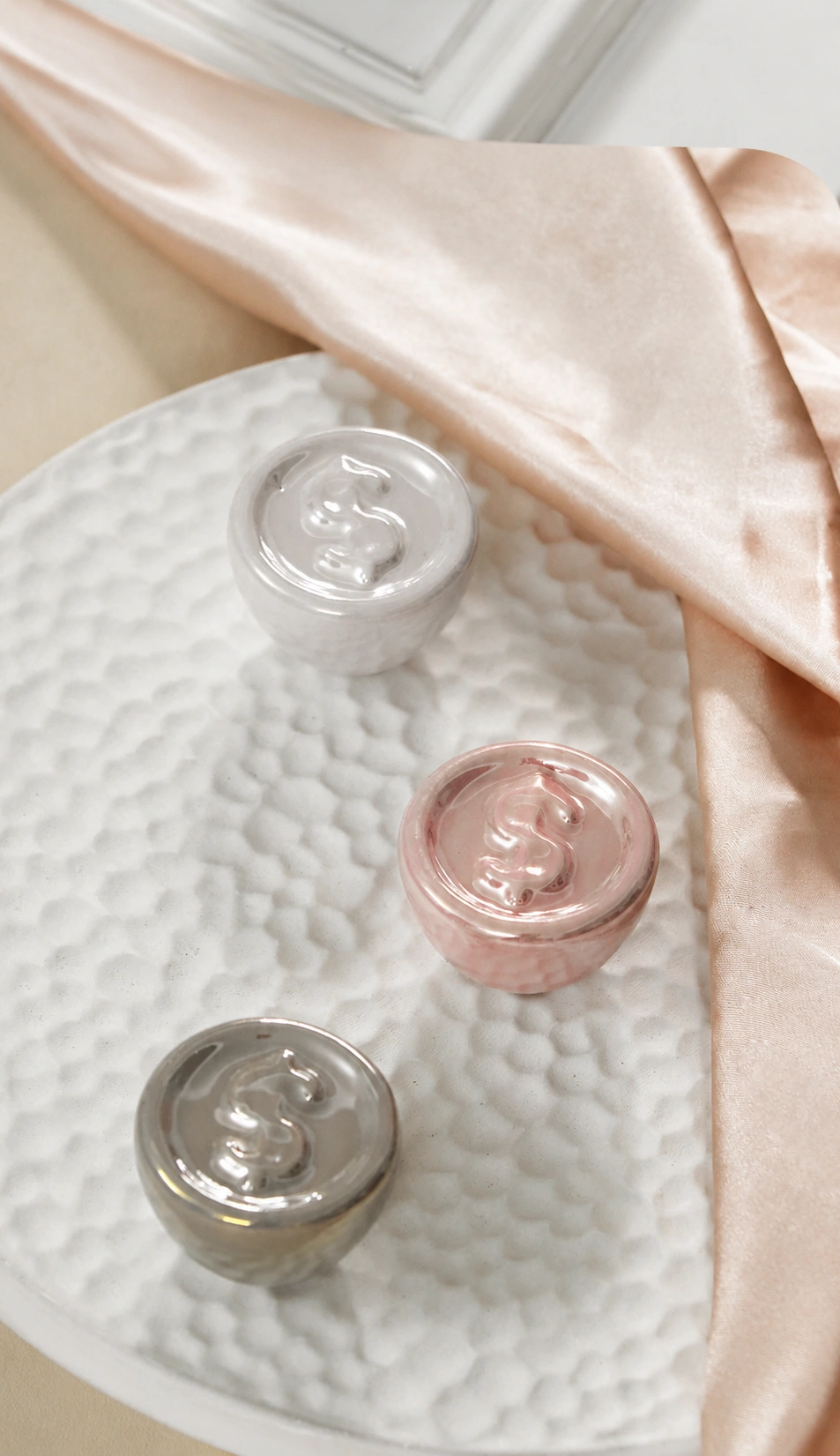 Coin-Style Pearl Cabinet Knob - image 15