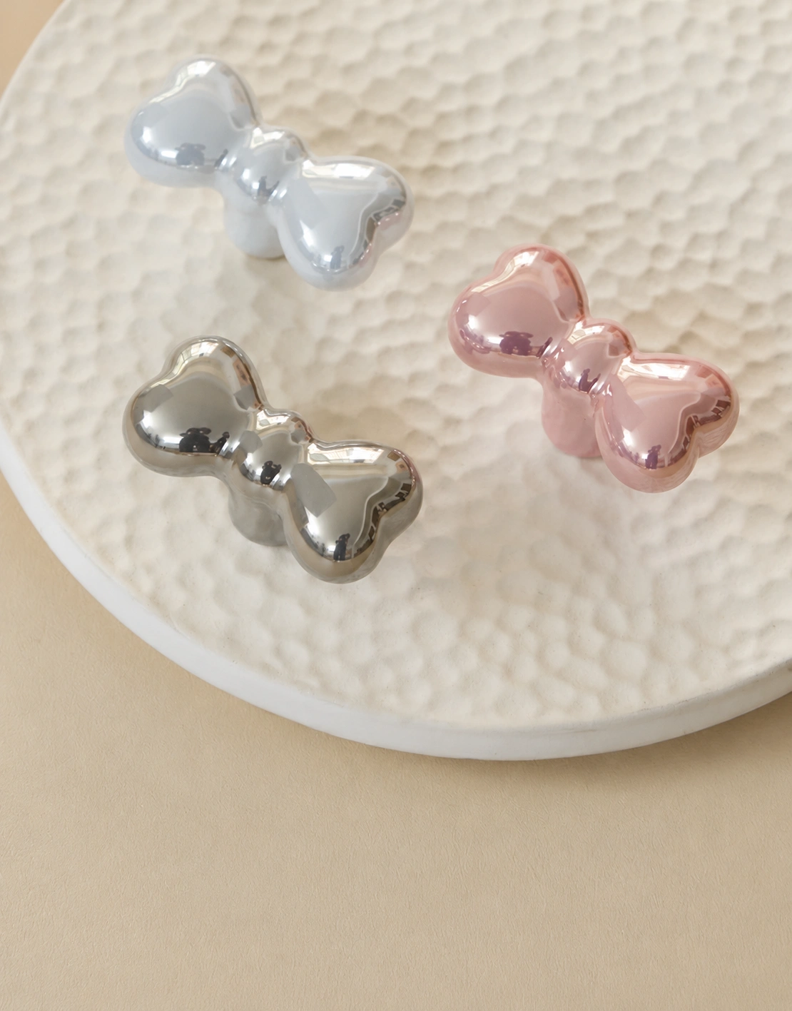 Bow Pearl Cabinet Knob - image 15